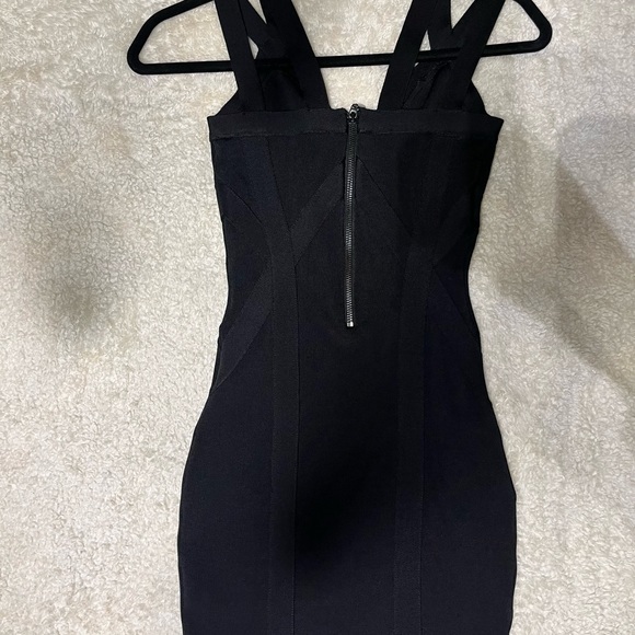 Guess by Marciano black bandage dress size XS fits like a small. - Picture 2 of 3